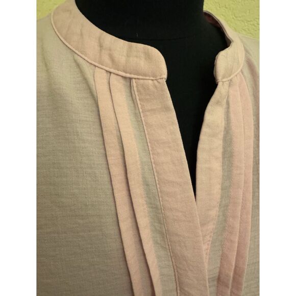 Vince Camuto Light Pink Ruffled Sleeves V Neck Top - Sz M - Picture 4 of 10